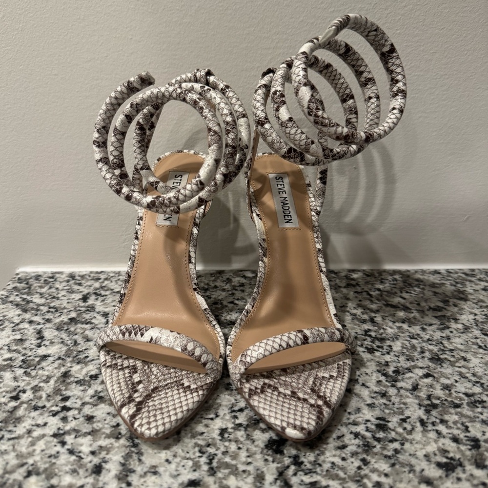 Steve Madden Bali Heeled Sandal Size 7.5-Women’s